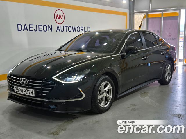 Hyundai Sonata DN8 2.0 Premium - фото 1