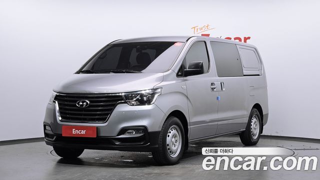 Hyundai Starex Новый Van 5-Seater Style - фото 0