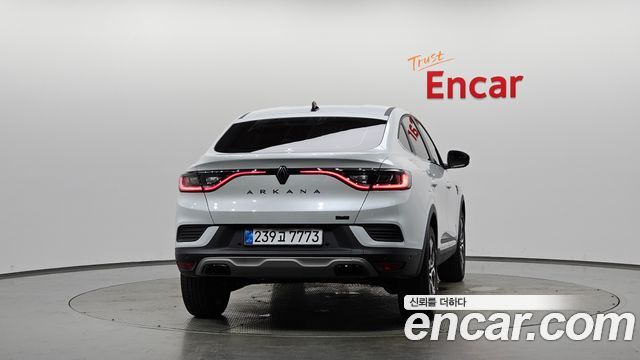 Renault Samsung Arkana 1.6 E-TECH Iconic - фото 3