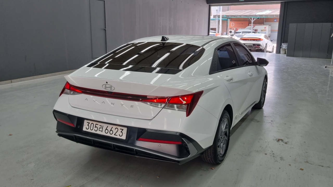 Hyundai Avante Новый CN7 1.6 Modern - фото 1