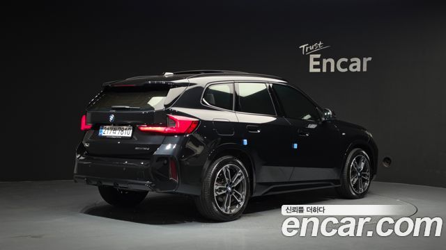 BMW X1 U11 sDrive 18d M Sport - фото 1