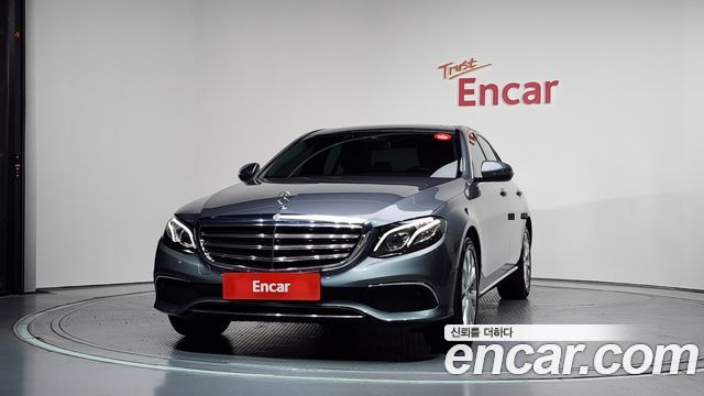 Mercedes-Benz E-Class W213 E220d Exclusive - фото 2