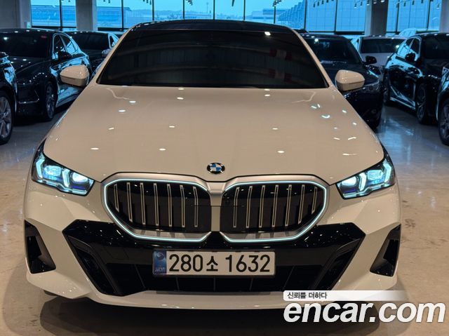 BMW 5-Series G60 530i xDrive M Sport - фото 2