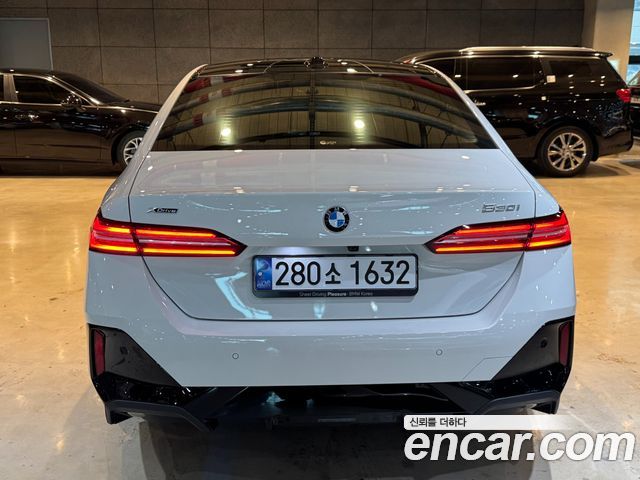 BMW 5-Series G60 530i xDrive M Sport - фото 3