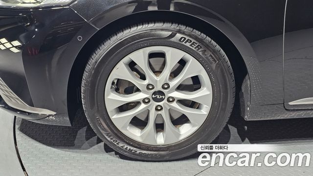 Kia K8 2.5 Gasoline 2WD Noblesse - фото 4