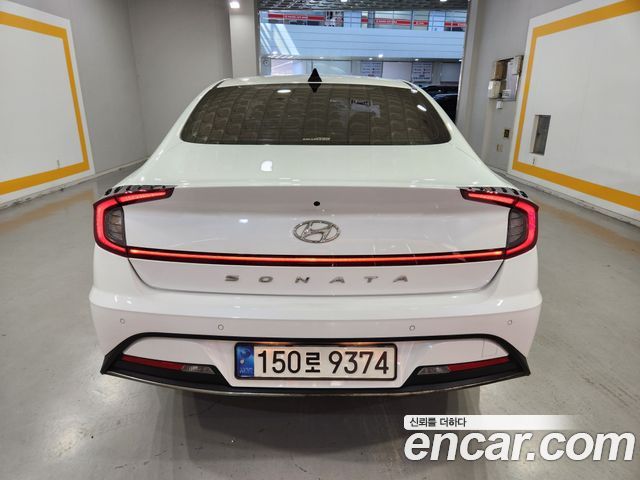 Hyundai Sonata DN8 2.0 Premium Family - фото 4