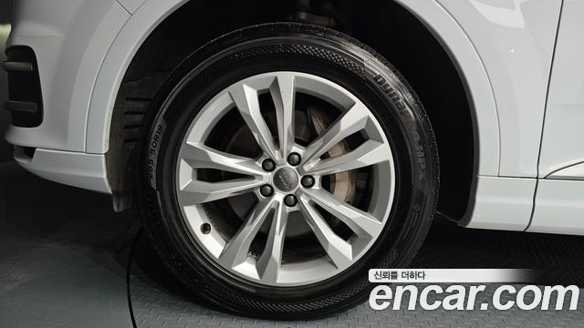 Audi Q7 45 TFSI Quattro - фото 4