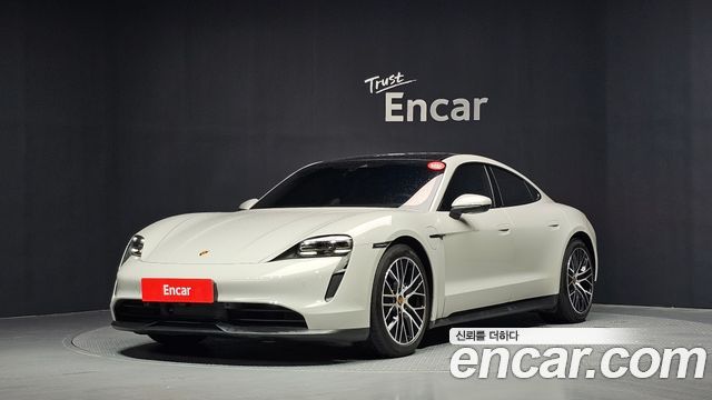 Porsche Taycan Base - фото 0