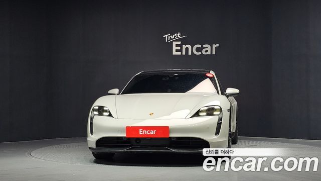 Porsche Taycan Base - фото 2