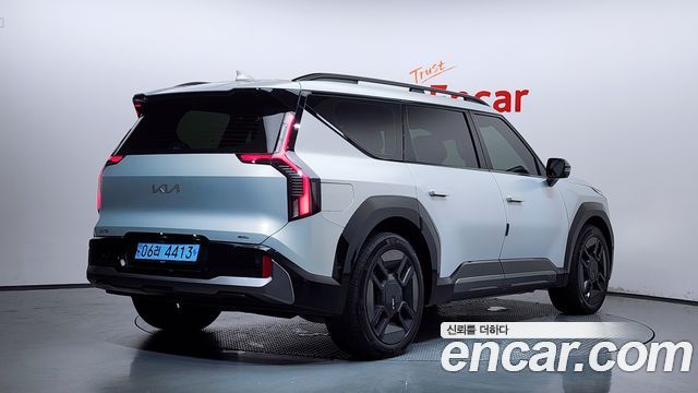 Kia EV9 Long Range 4WD GT Line - фото 1