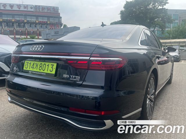 Audi A8 D5 55 TFSI Quattro Premium LWB - фото 1