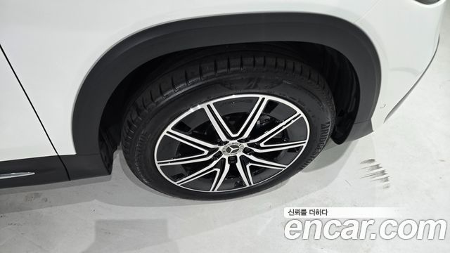 Mercedes-Benz EQB X243 EQB300 4MATIC AMG Line - фото 4