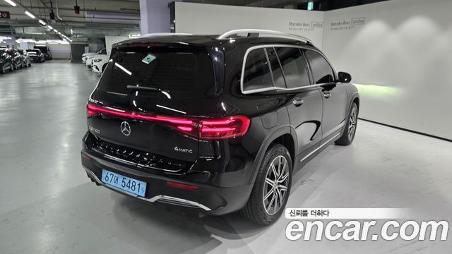 Mercedes-Benz EQB X243 EQB300 4MATIC AMG Line - фото 3
