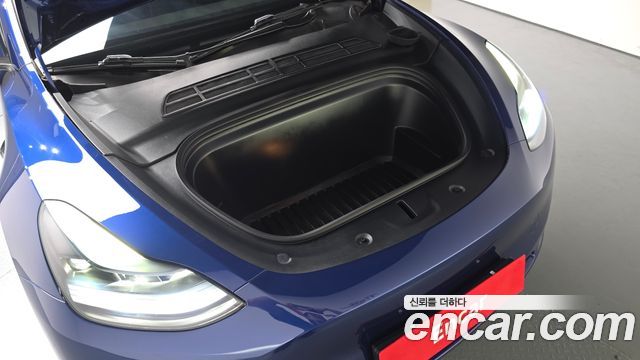 Tesla Model Y RWD - фото 4