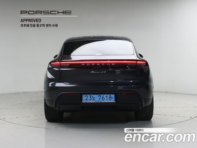 Porsche Macan EV 4S - фото 3