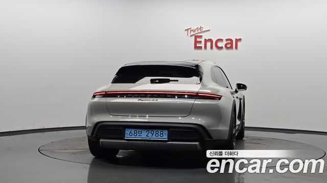 Porsche Taycan 4S Cross Turismo - фото 2