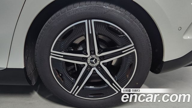Mercedes-Benz EQE V295 EQE350+ - фото 4