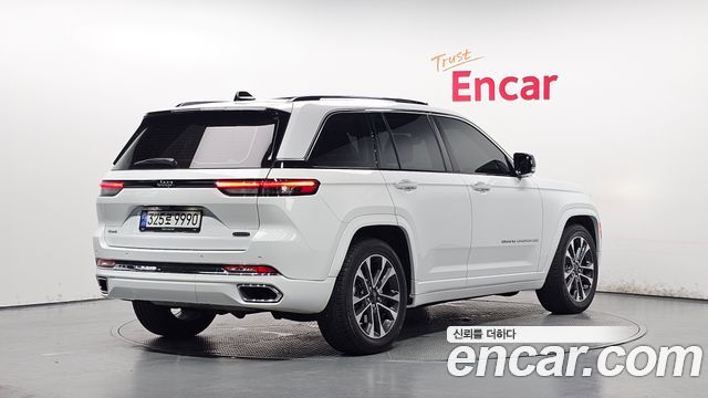 Jeep Cherokee WL 3.6 Overland - фото 0