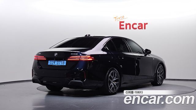 BMW i5 G60 eDrive 40 M Sport - фото 1