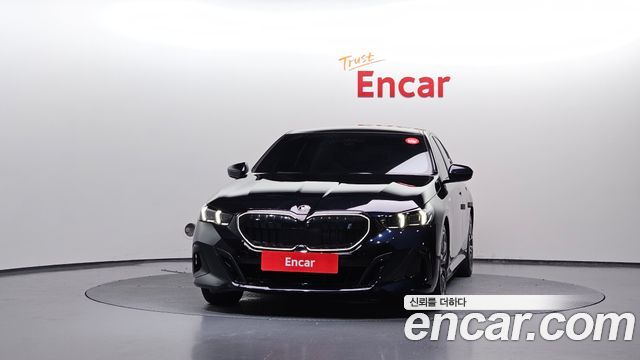 BMW i5 G60 eDrive 40 M Sport - фото 2