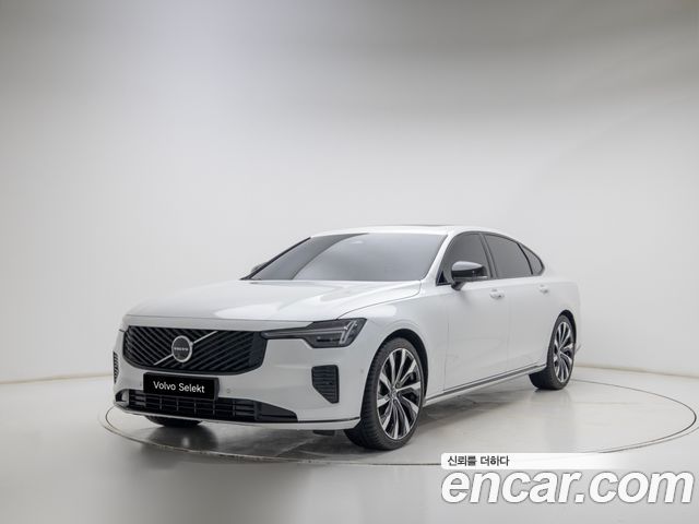 Volvo S90 B5 Ultra Dark - фото 0