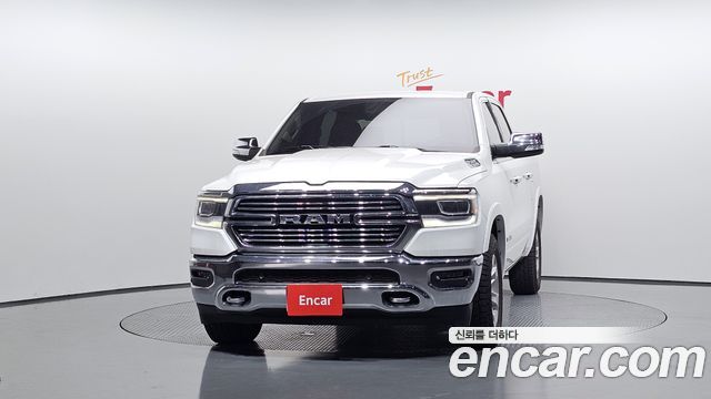 Dodge Ram Pick Up 5.7 - фото 2