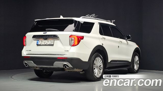 Ford Explorer 6-го поколения 3.3 Hybrid - фото 1