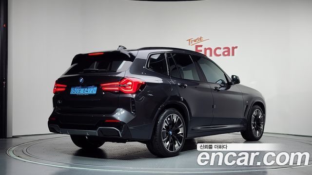 BMW iX3 M Sports - фото 0