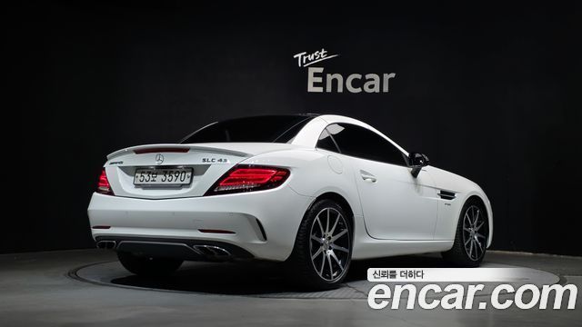 Mercedes-Benz SLC-Class R172 AMG SLC43 - фото 1