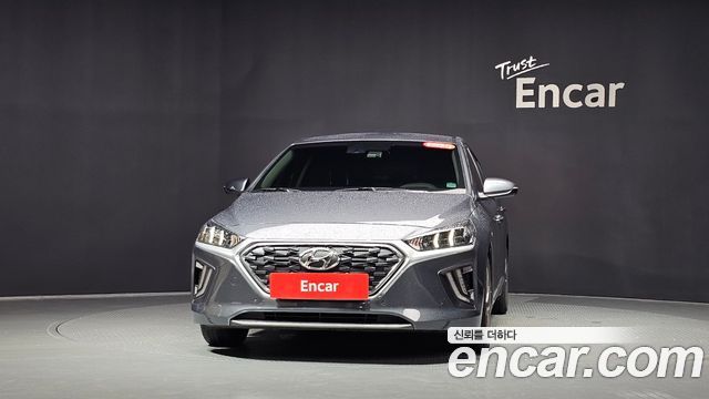 Hyundai Ioniq Новый, гибрид 1.6 Plug-in HEV Q - фото 1