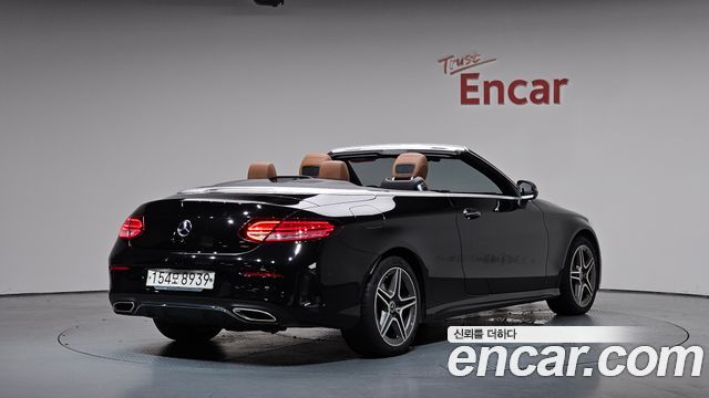 Mercedes-Benz C-Class W205 C200 Cabriolet - фото 0