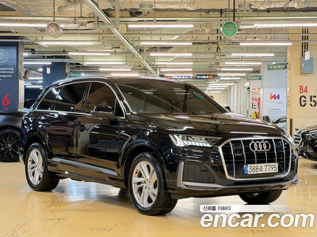 Audi Q7 45 TDI Quattro Premium - фото 0