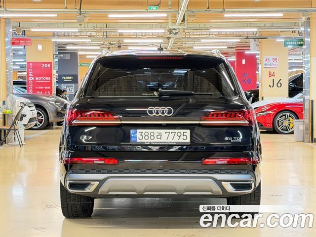 Audi Q7 45 TDI Quattro Premium - фото 3