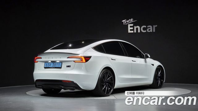 Tesla Model 3 Performance AWD - фото 1