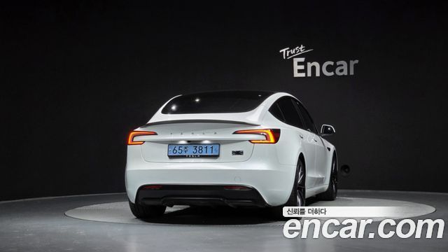 Tesla Model 3 Performance AWD - фото 3