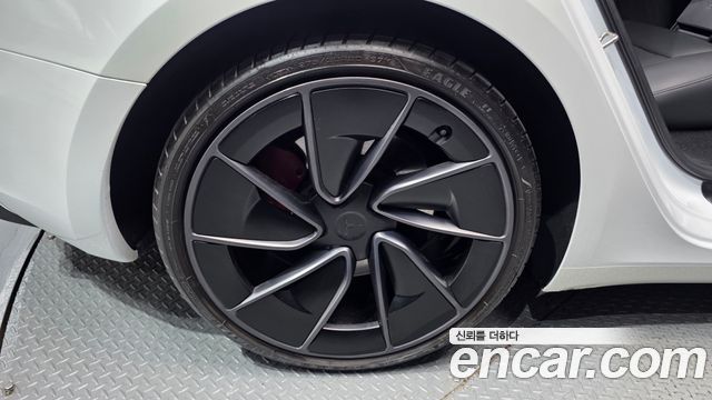 Tesla Model 3 Performance AWD - фото 4