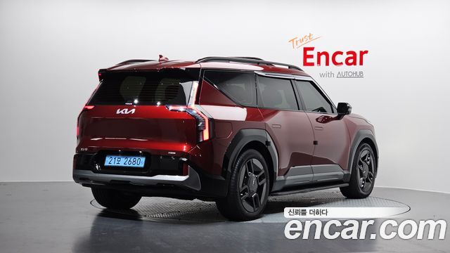 Kia EV9 Long Range 4WD GT Line - фото 1