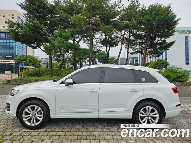 Audi Q7 45 TFSI Quattro - фото 3