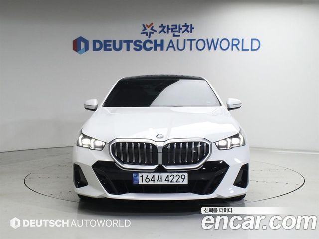 BMW 5-Series G60 520i M Sport - фото 2