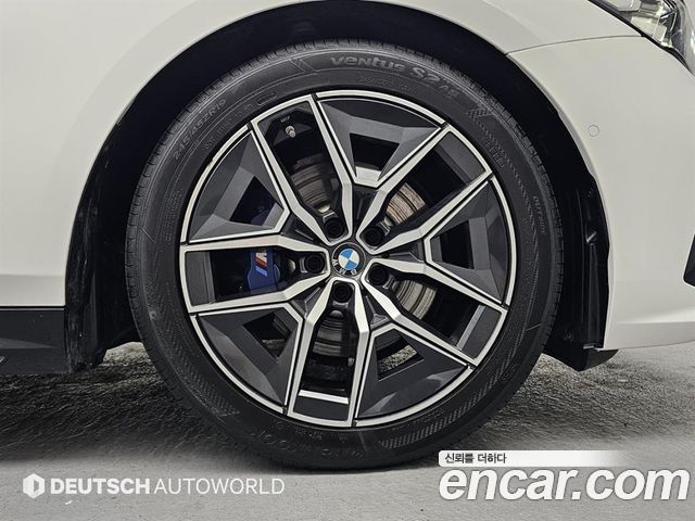 BMW 5-Series G60 520i M Sport - фото 4