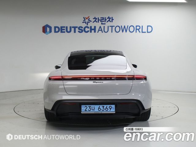 Porsche Taycan Base - фото 3