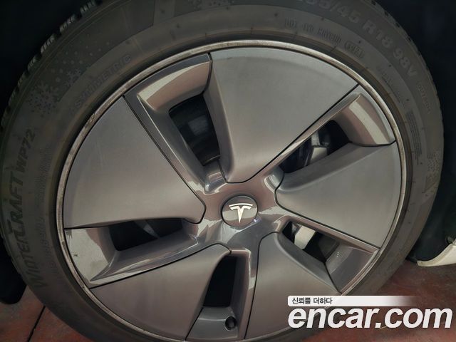 Tesla Model 3 Long Range AWD - фото 4