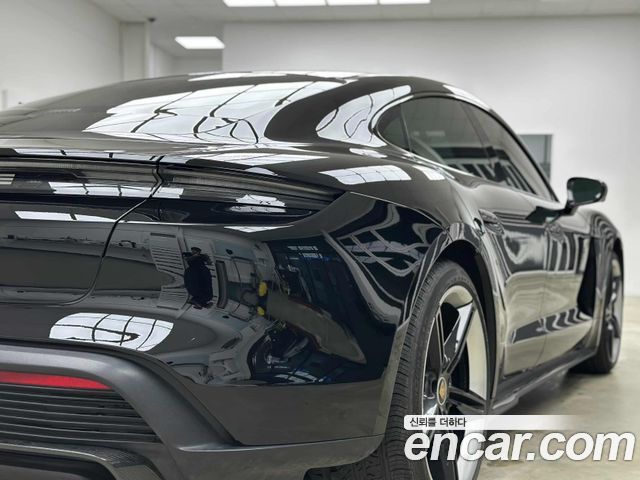 Porsche Taycan Turbo S - фото 2