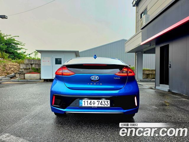 Hyundai Ioniq гибрид Q - фото 3