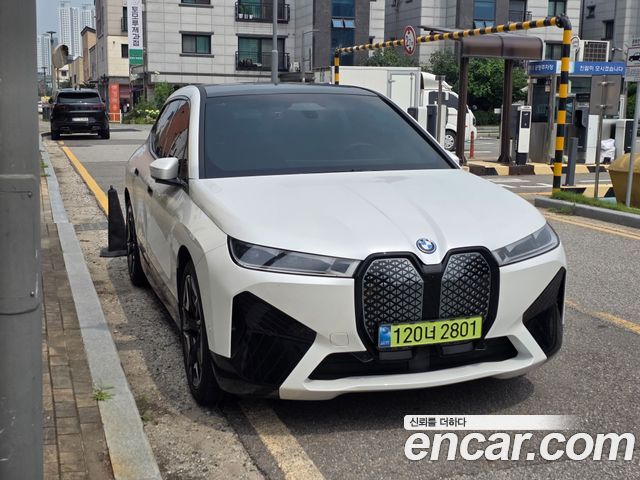 BMW iX xDrive50 Sports Plus - фото 2
