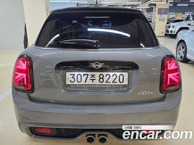Mini Cooper 5Door Standard 3rd - фото 4