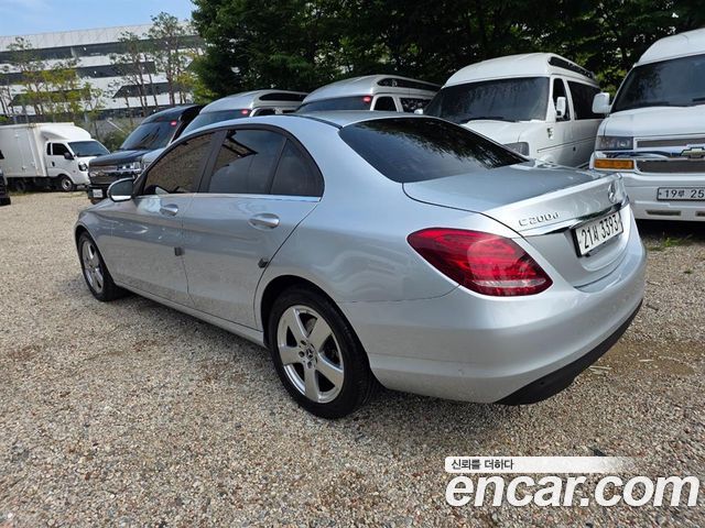 Mercedes-Benz C-Class W205 C200 d - фото 1