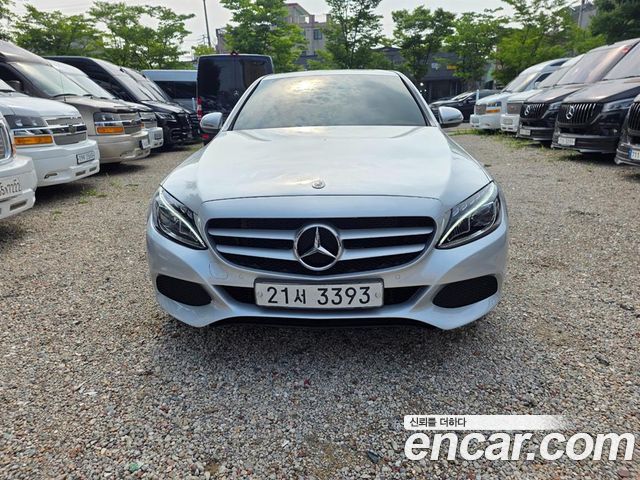 Mercedes-Benz C-Class W205 C200 d - фото 2