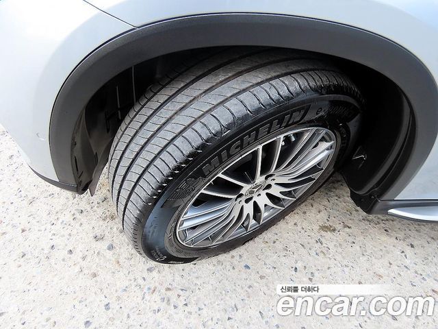 Mercedes-Benz GLC-Class X254 GLC300 4MATIC Avnatgarde Coupe - фото 4
