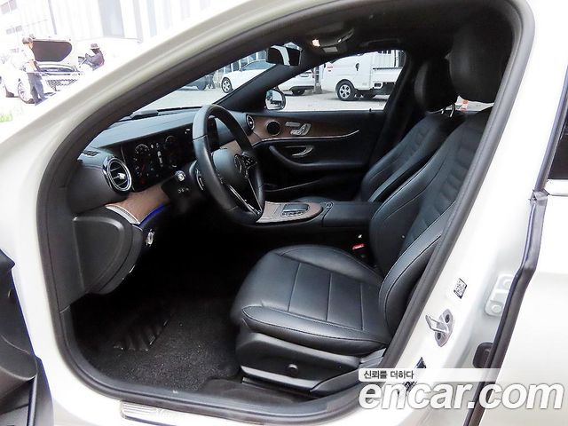 Mercedes-Benz E-Class W213 E250 Exclusive - фото 4